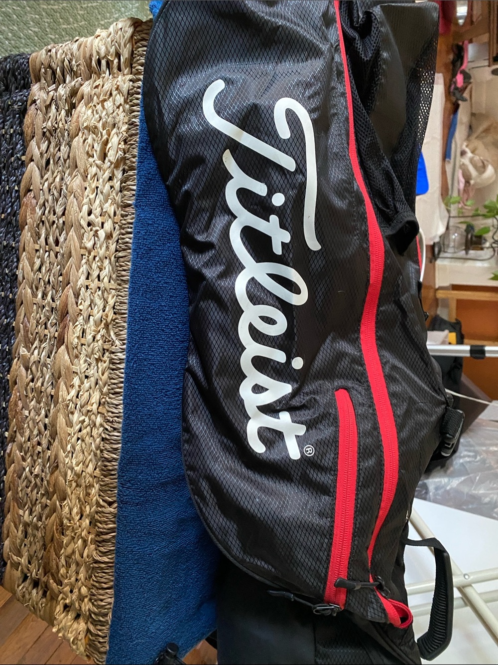 Titleist Black and Red Golf Carry Sling with White Logo